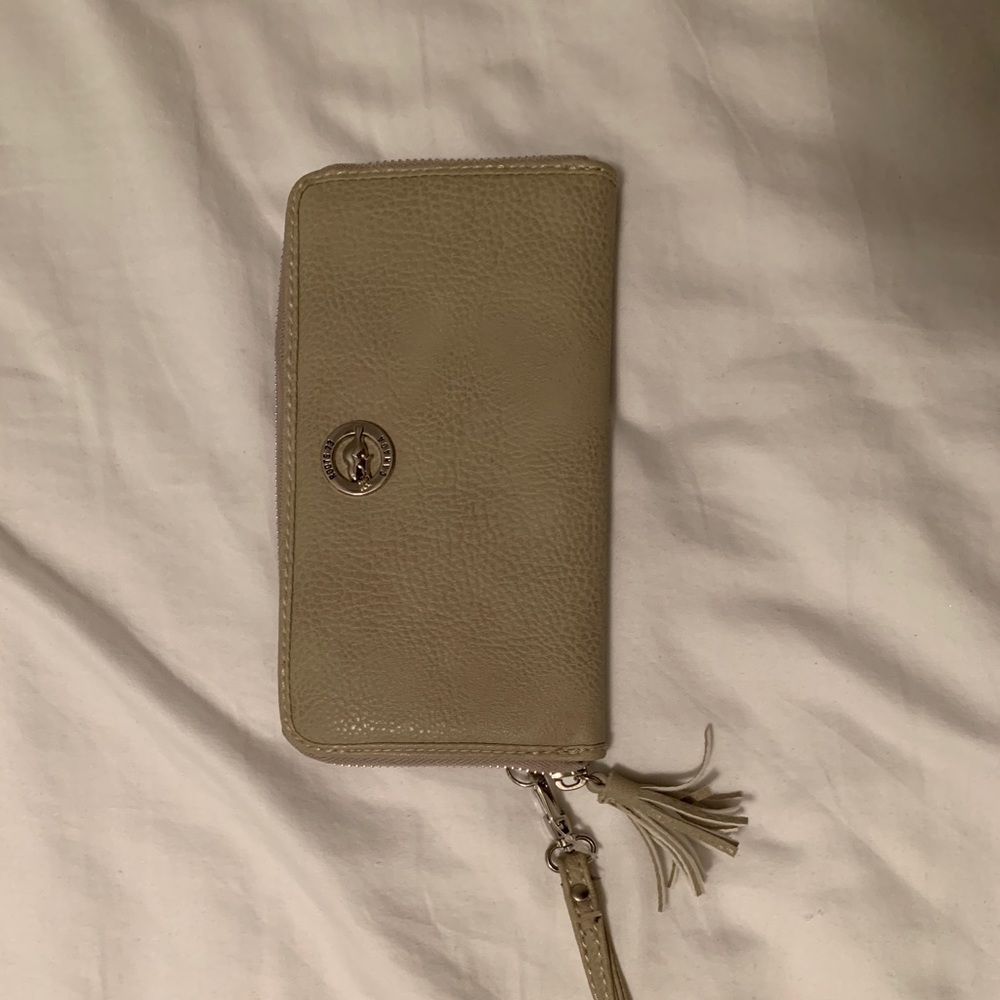 Roots wallet